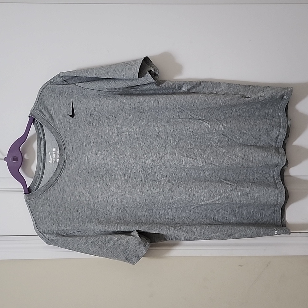 NIKE Men's Short Sleeve Dri-Fit Athletic Fit Grey Tshirt Size XL